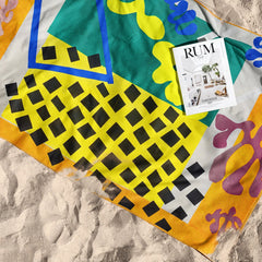 The Codomas, Plaj Havlusu